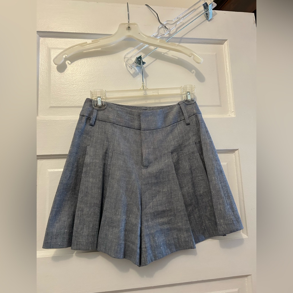 Alice Olivia Pleated Shorts